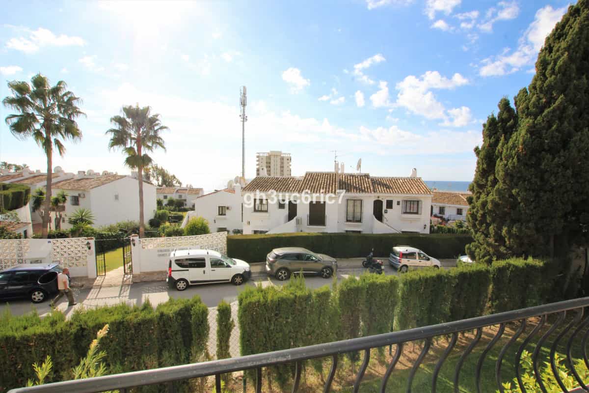 Квартира в Urbanización Riviera Sol, Andalucía 10846497