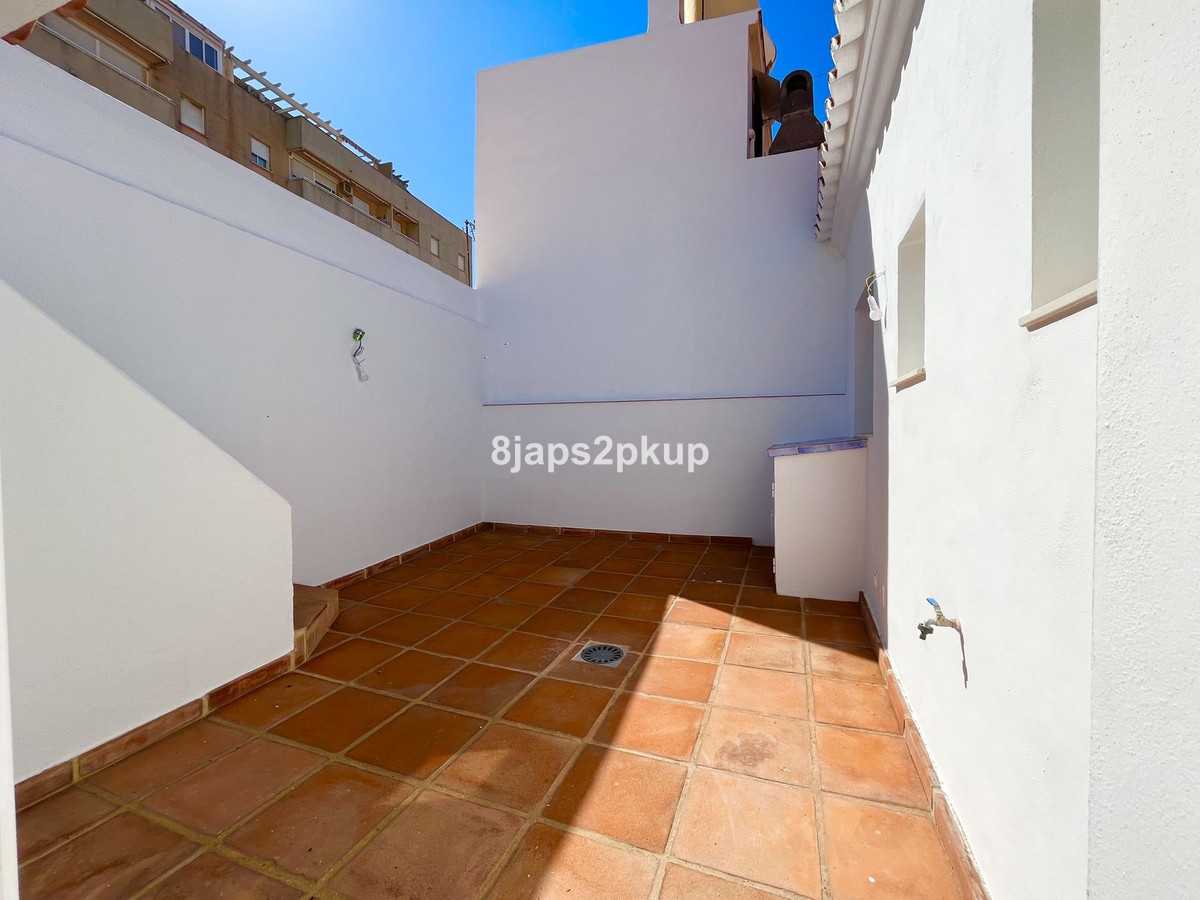 House in Estepona, Andalucía 10846687