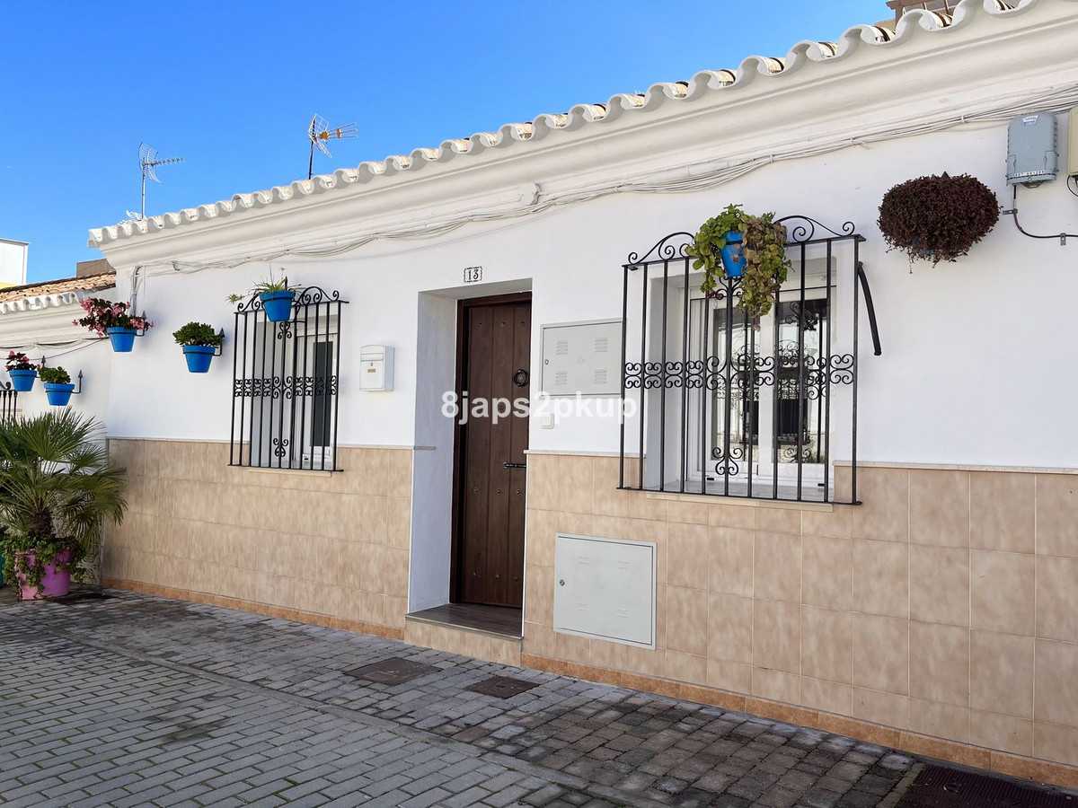 House in Estepona, Andalucía 10846687