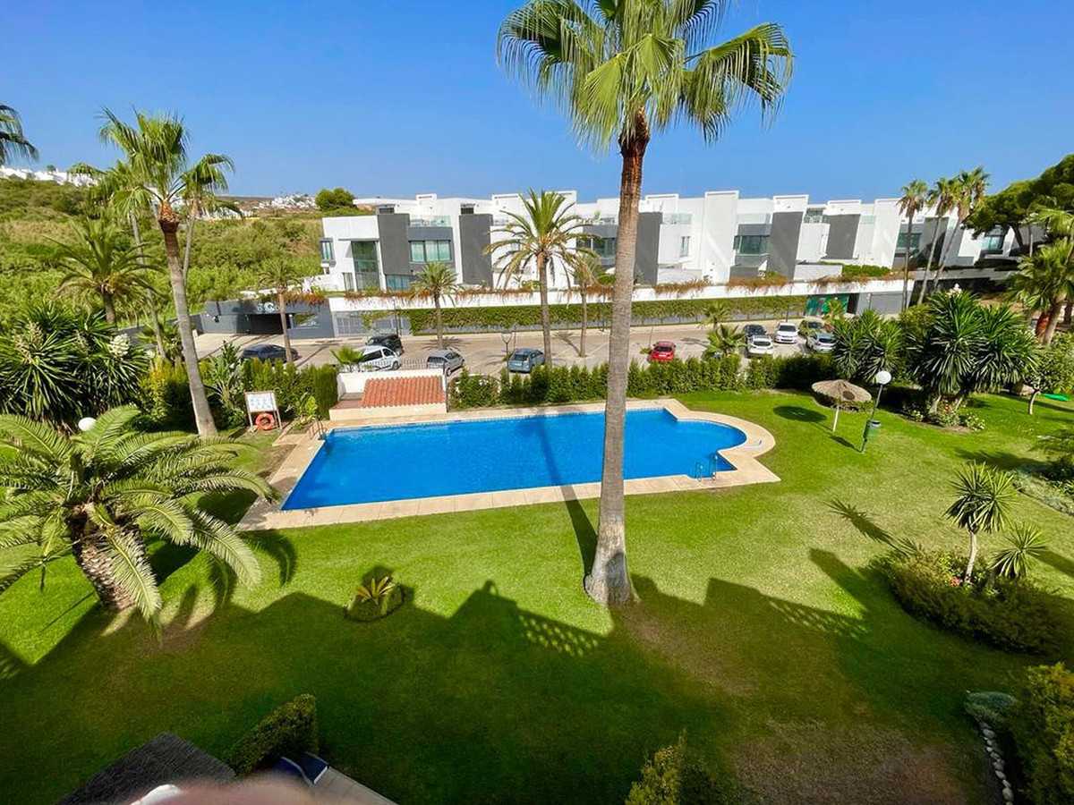 House in Estepona, Andalusia 10846784