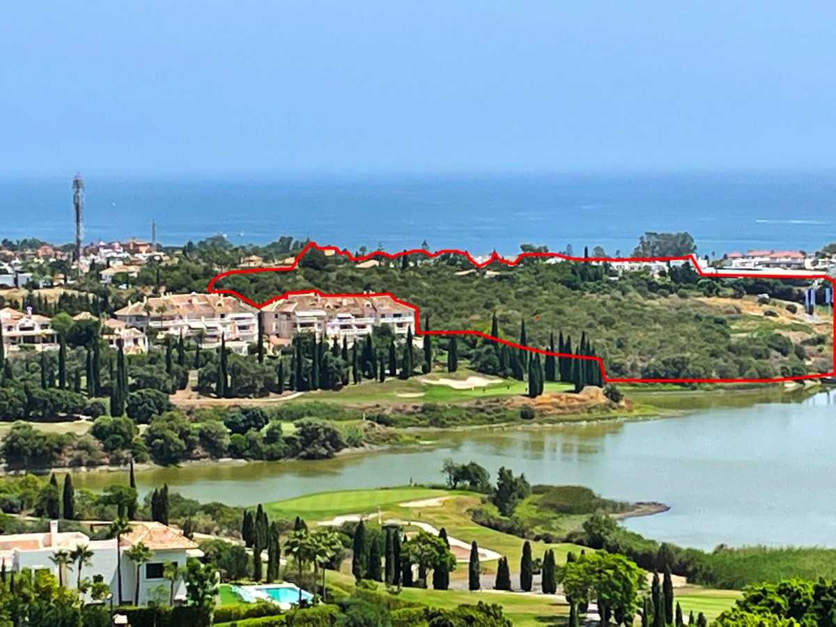 Land in Estepona, Andalusia 10846806