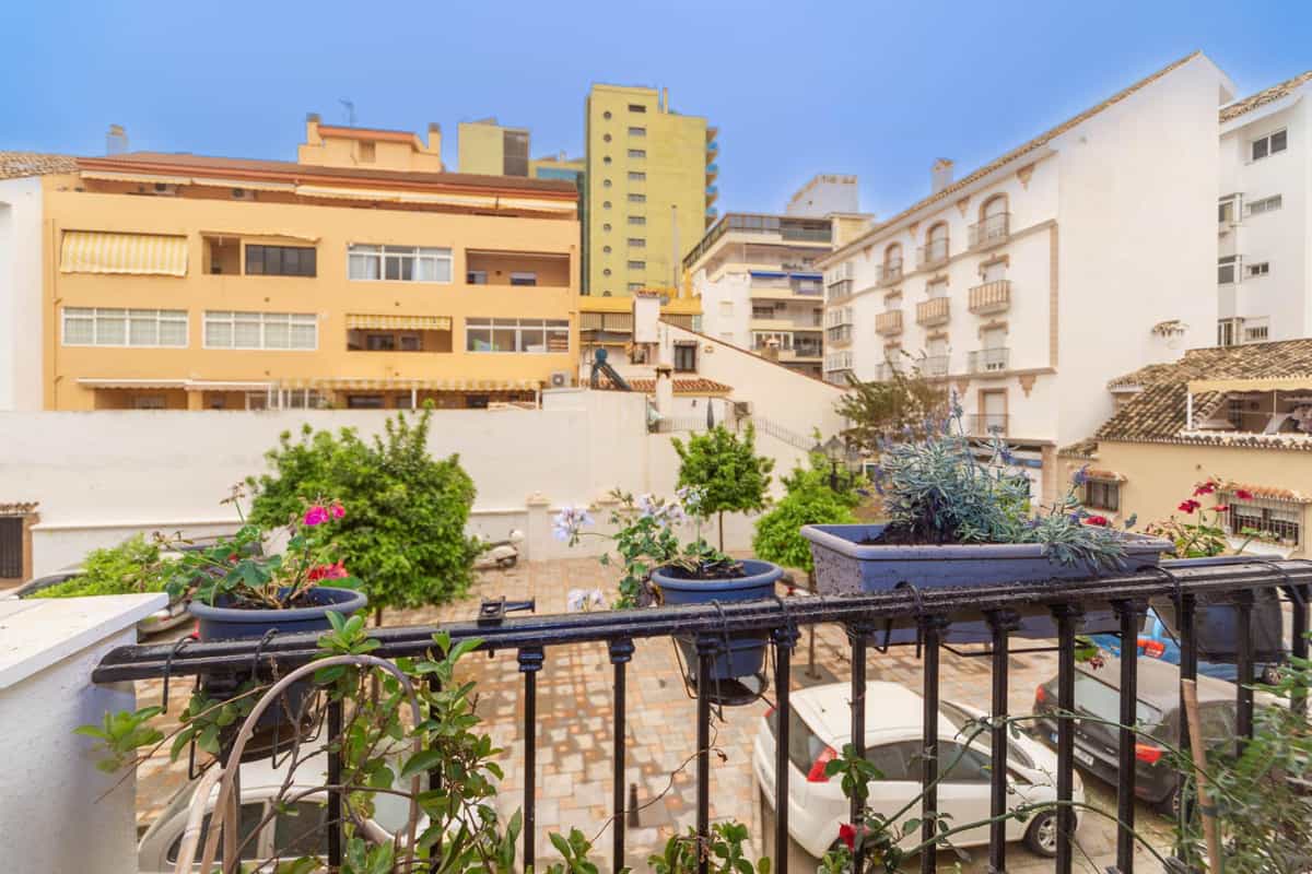 Condominium in Fuengirola, Andalucía 10846824