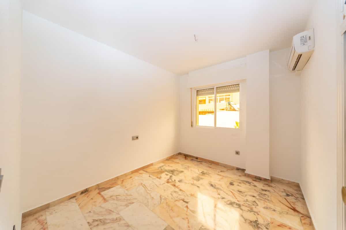 公寓 在 Fuengirola, Andalucía 10846824