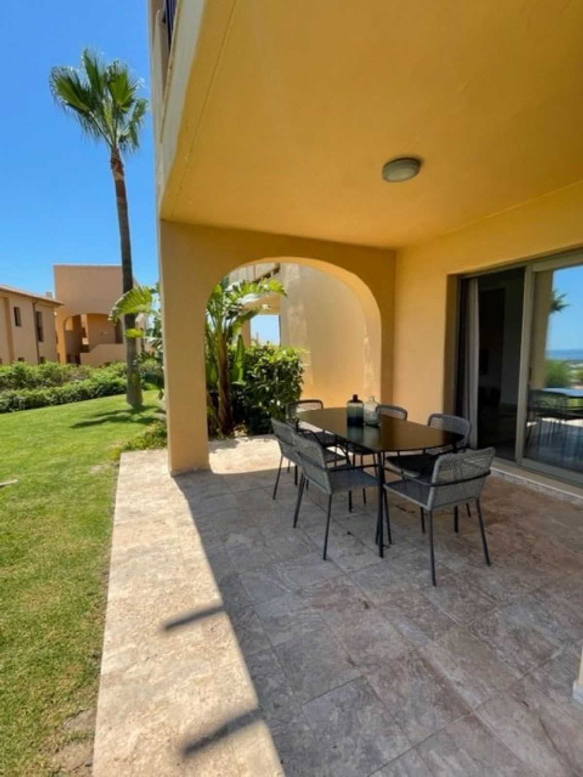 Condominium in Benahavis, Andalusia 10846957