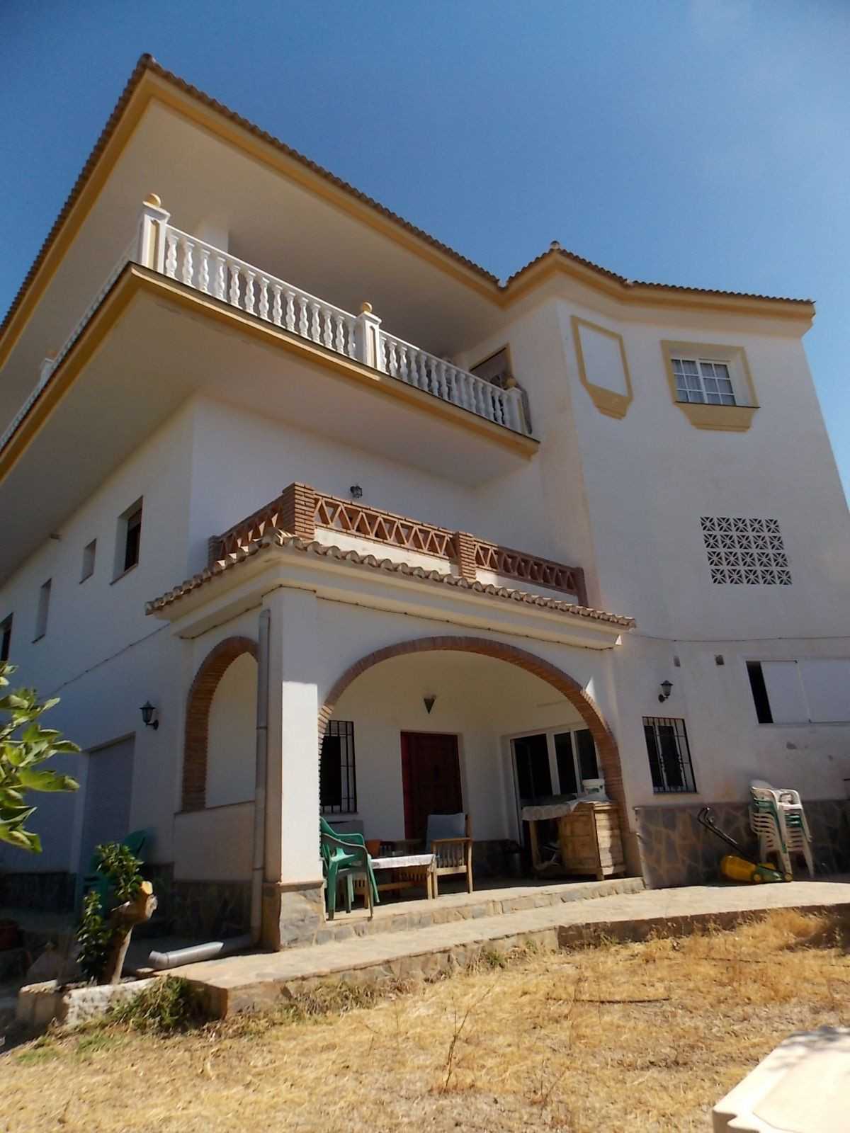 بيت في Benalmádena, Andalucía 10847539