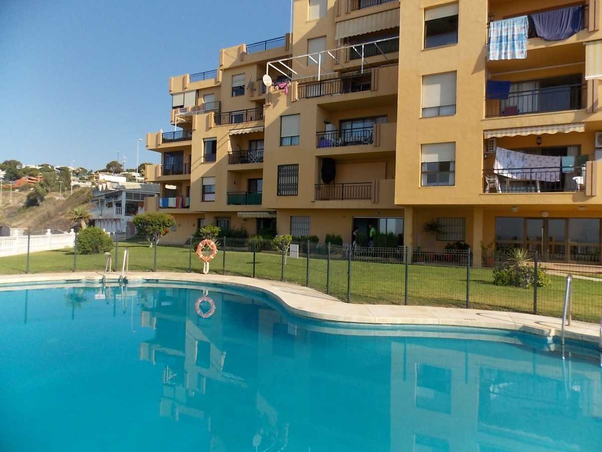 Condominium in Arroyo de la Miel, Andalusia 10847641