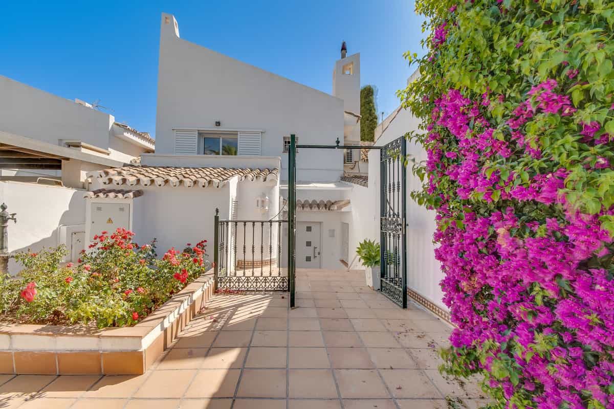 Будинок в Marbella, Andalucía 10847685
