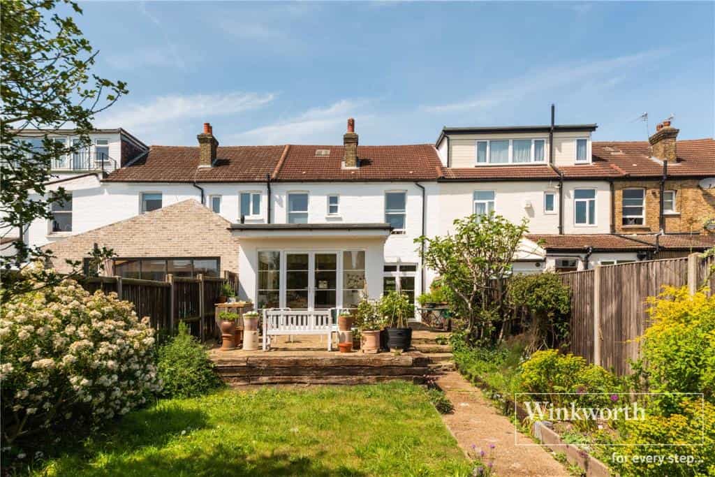 House in Elmers End, Bromley 10847765