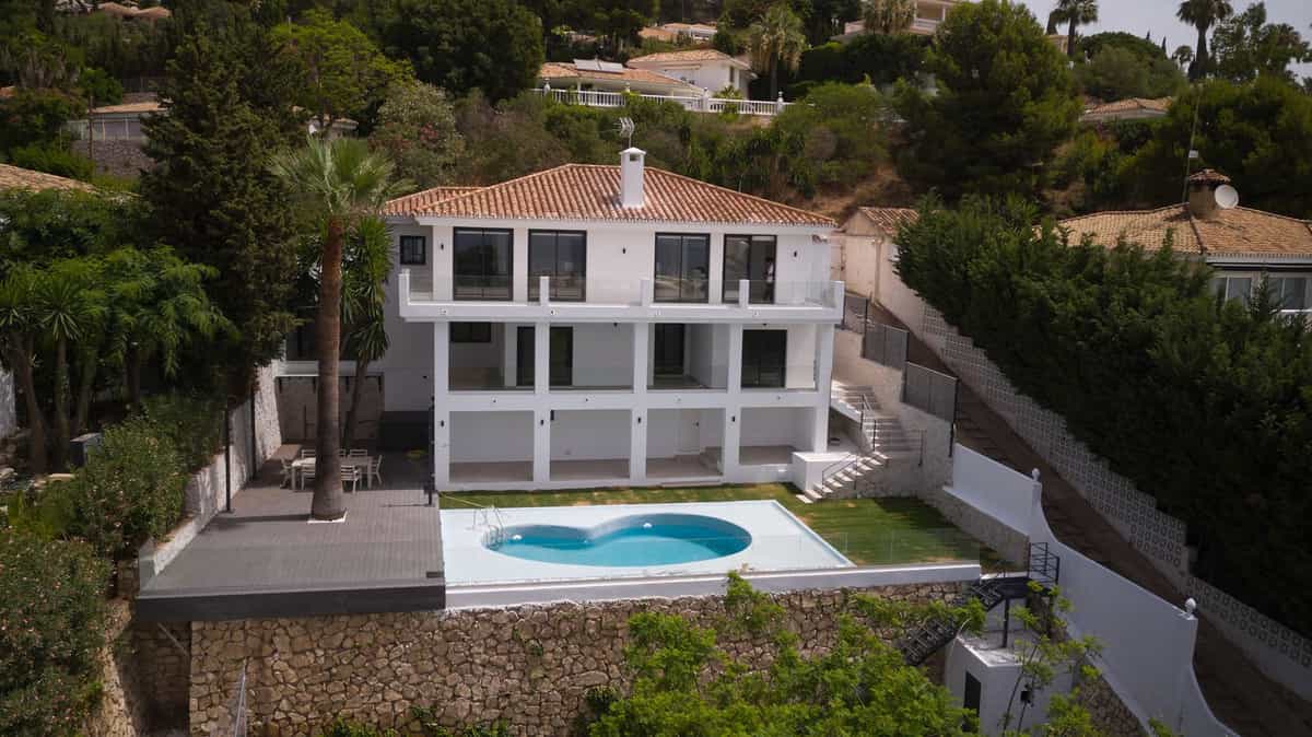 House in Benalmadena, Andalusia 10847806