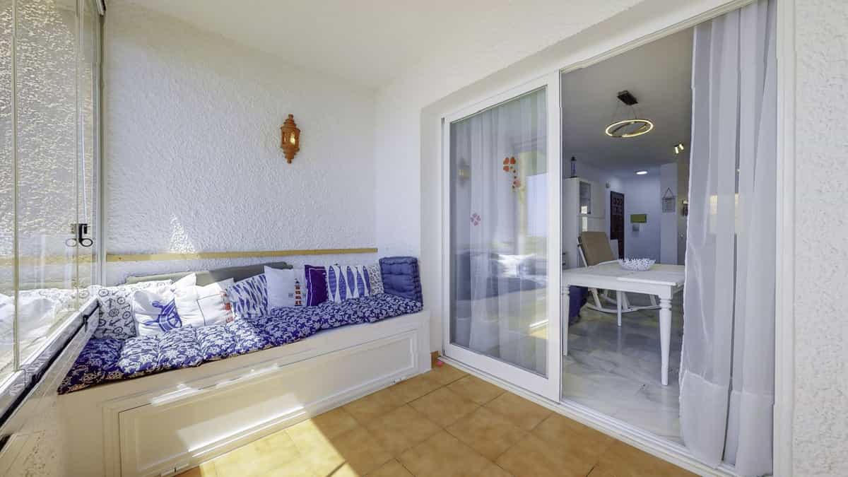 Квартира в Фуенхірола, Андалусія 10849220