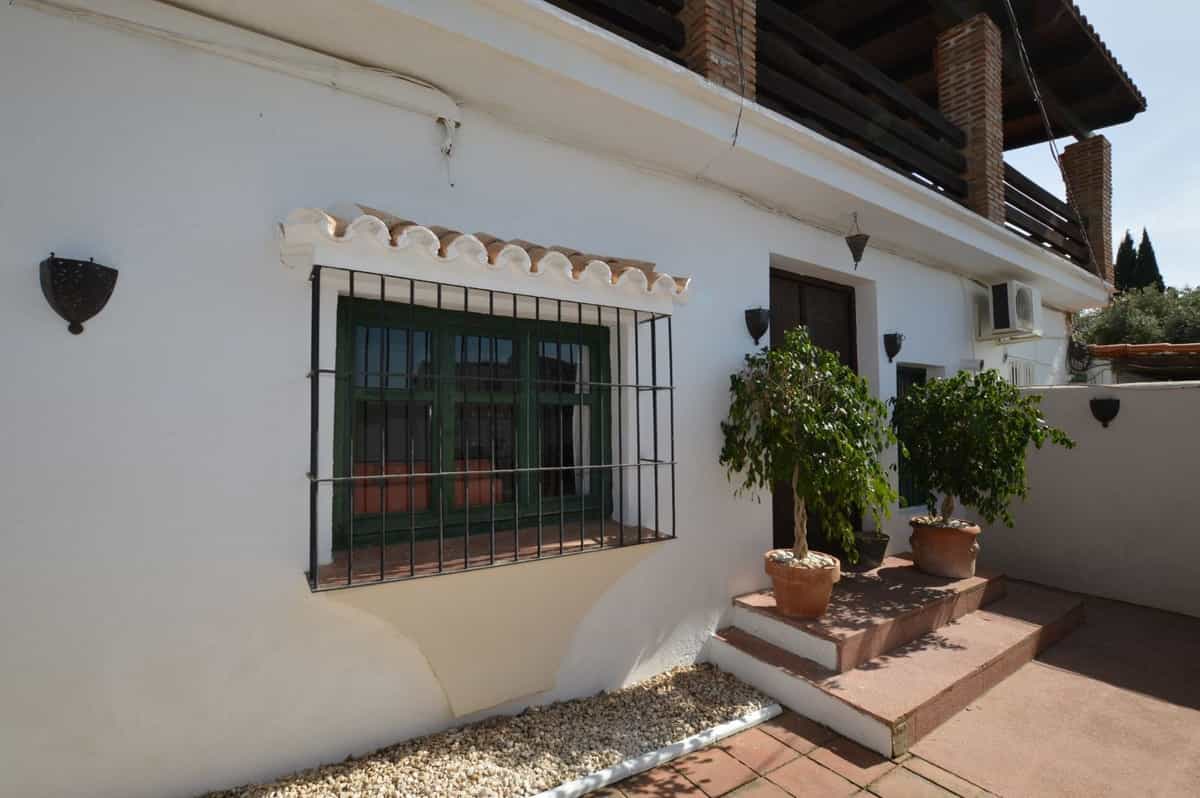 House in Alhaurín el Grande, Andalusia 10849327