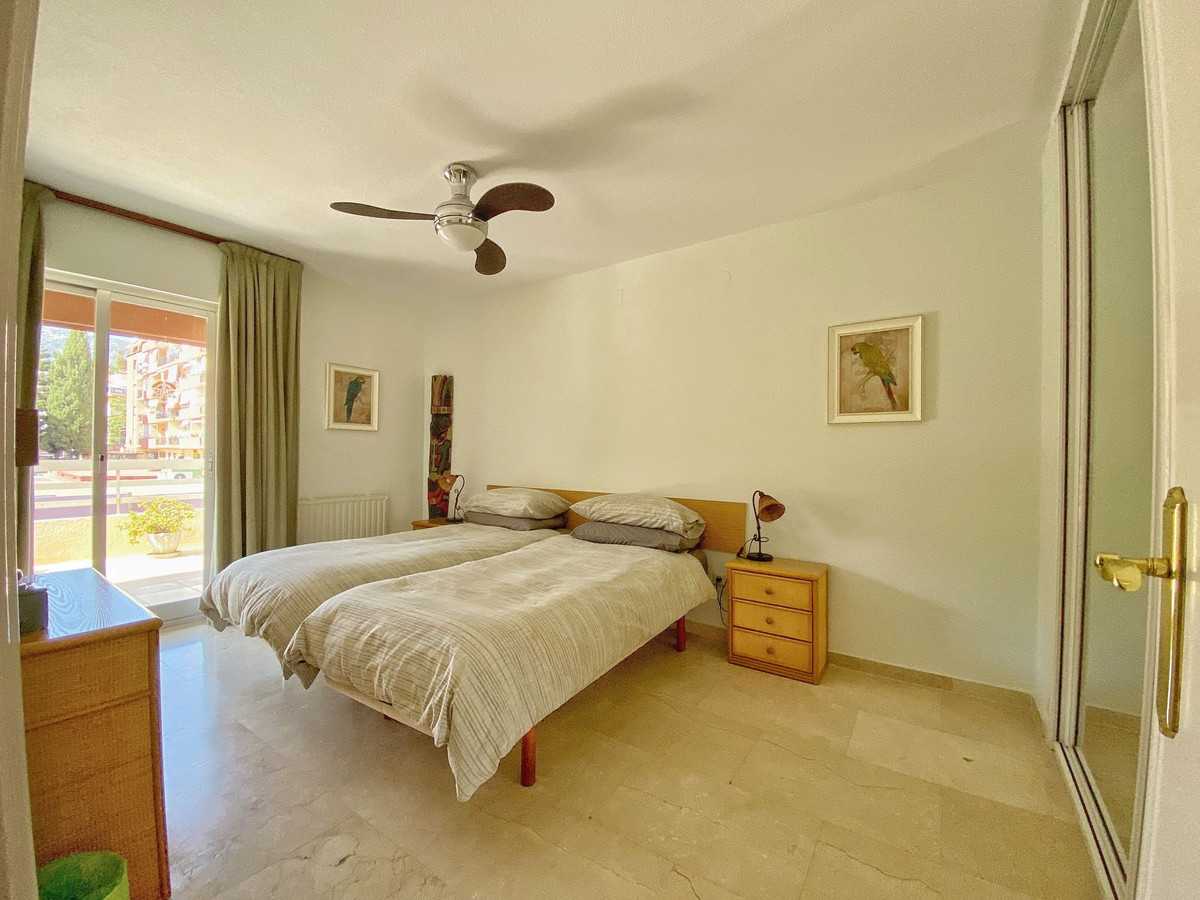 Eigentumswohnung im Marbella, Andalusien 10849874