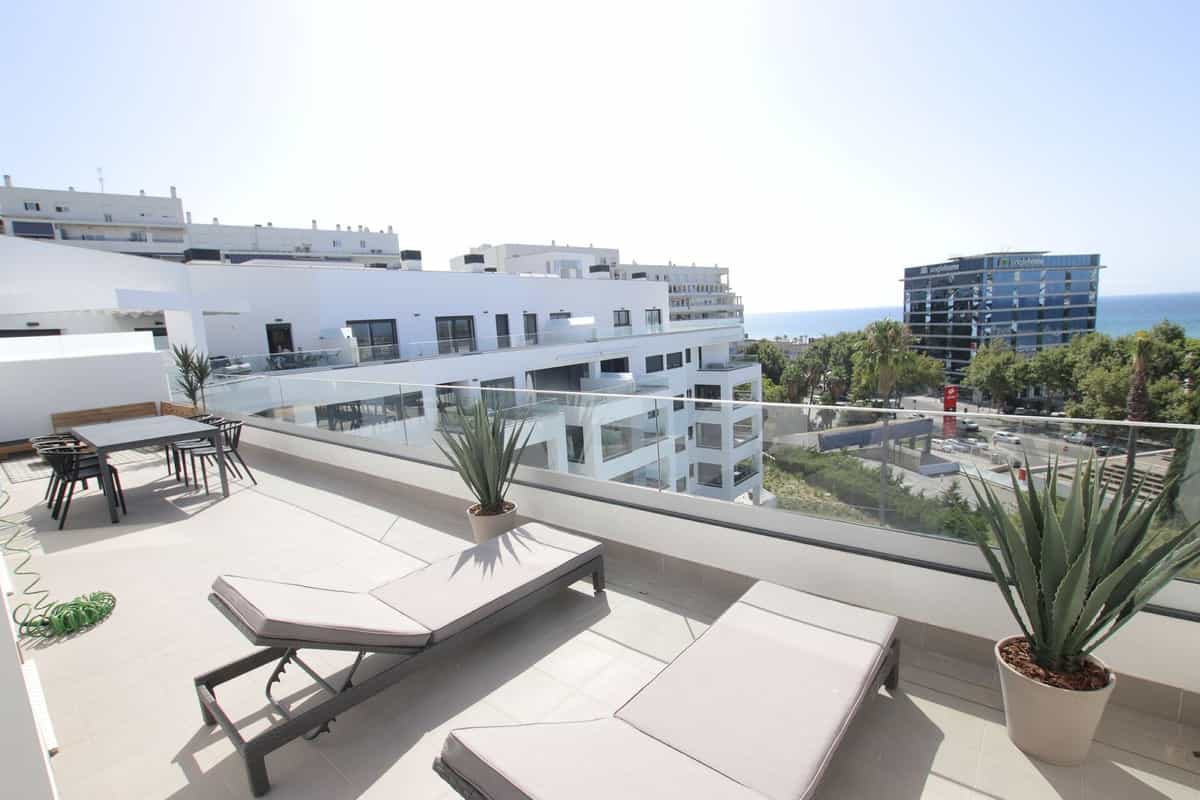 Condominium in Marbella, Andalusië 10850033