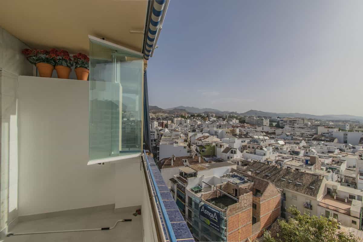 Condominium in Marbella, Andalusië 10850043