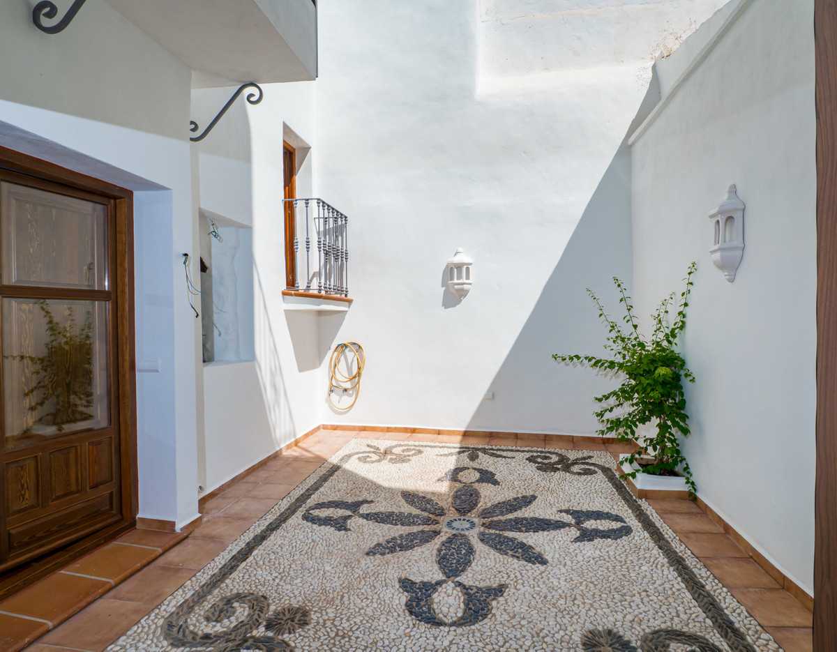House in Marbella, Andalusia 10850105