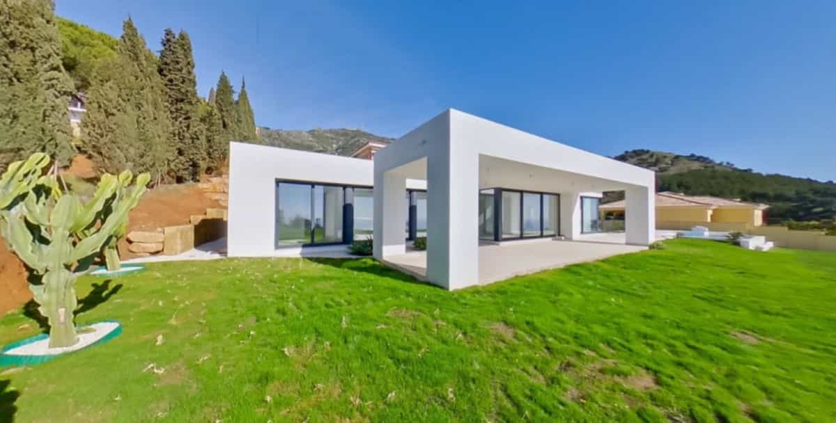 жилой дом в Mijas, Andalusia 10850425