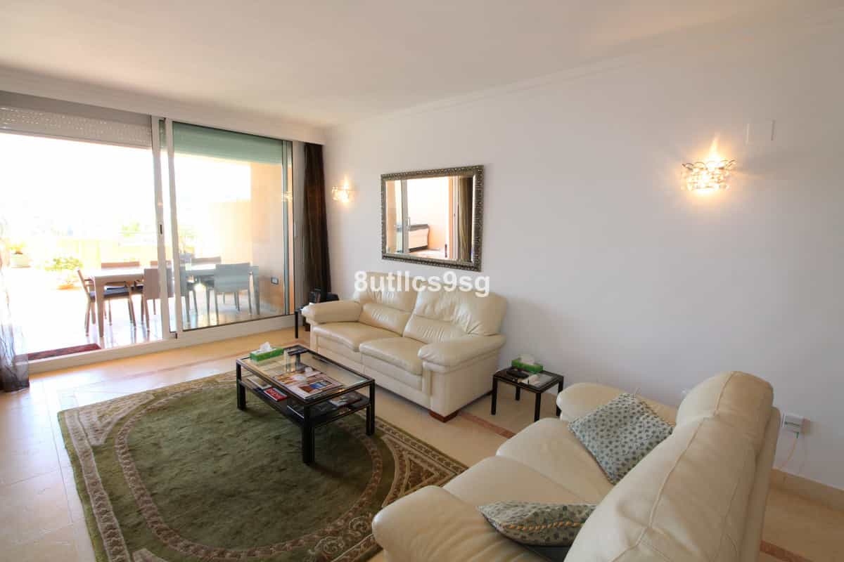 Квартира в Marbella, Andalucía 10850462