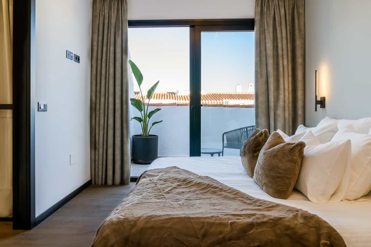 Condominium in Marbella, Andalucía 10850862