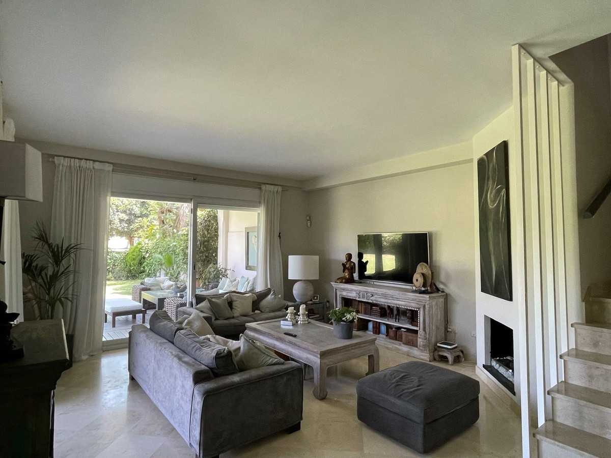 House in Marbella, Andalucía 10851190