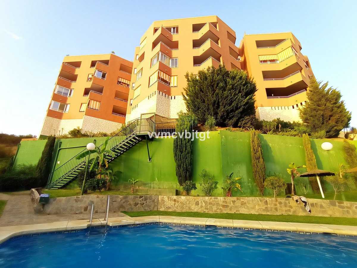 Condominio en Urbanización Riviera Sol, Andalucía 10851500
