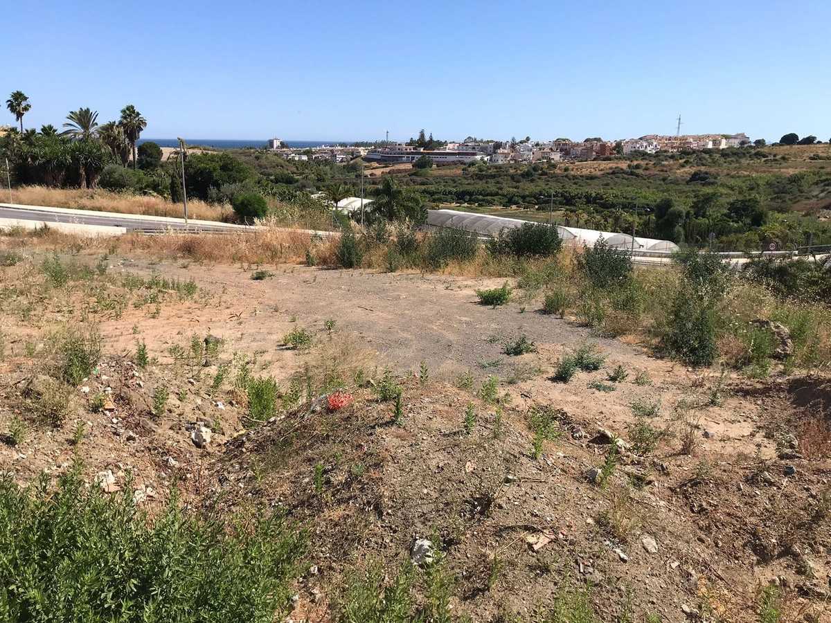 Land in Moncloa, Madrid 10851617