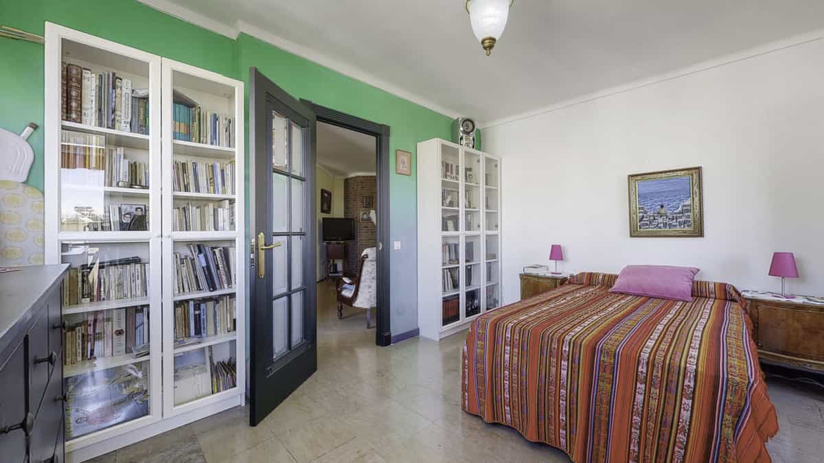 Eigentumswohnung im Marbella, Andalusia 10851875