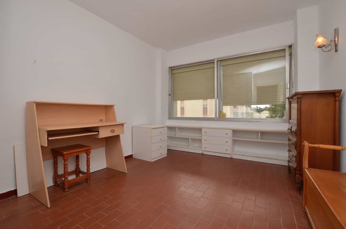 公寓 在 Benalmádena, Andalucía 10852025