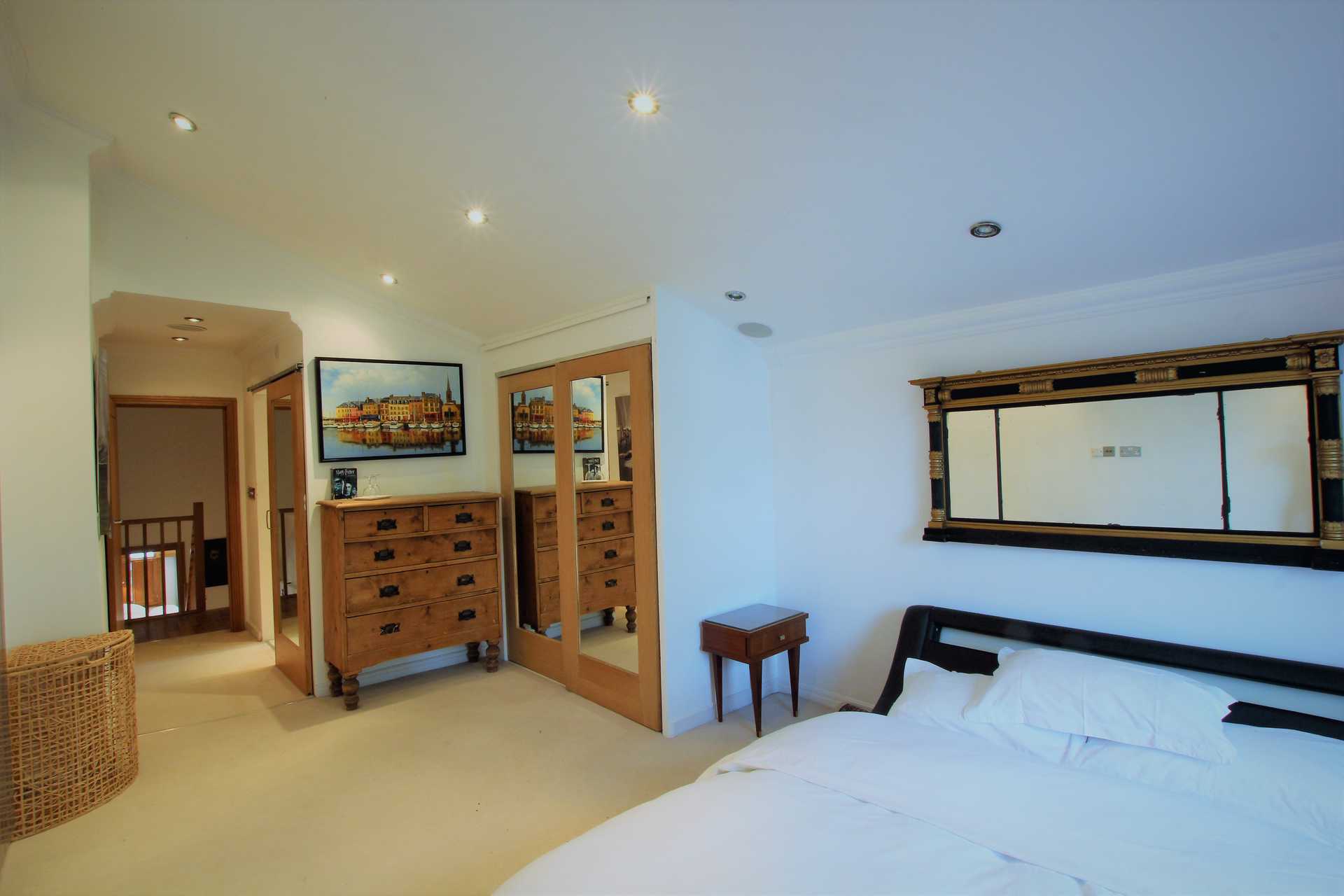 House in Fulham, Hammersmith and Fulham 10852258