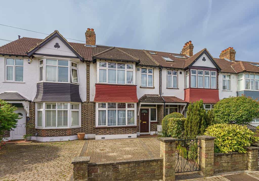 House in Elmers End, Bromley 10852284