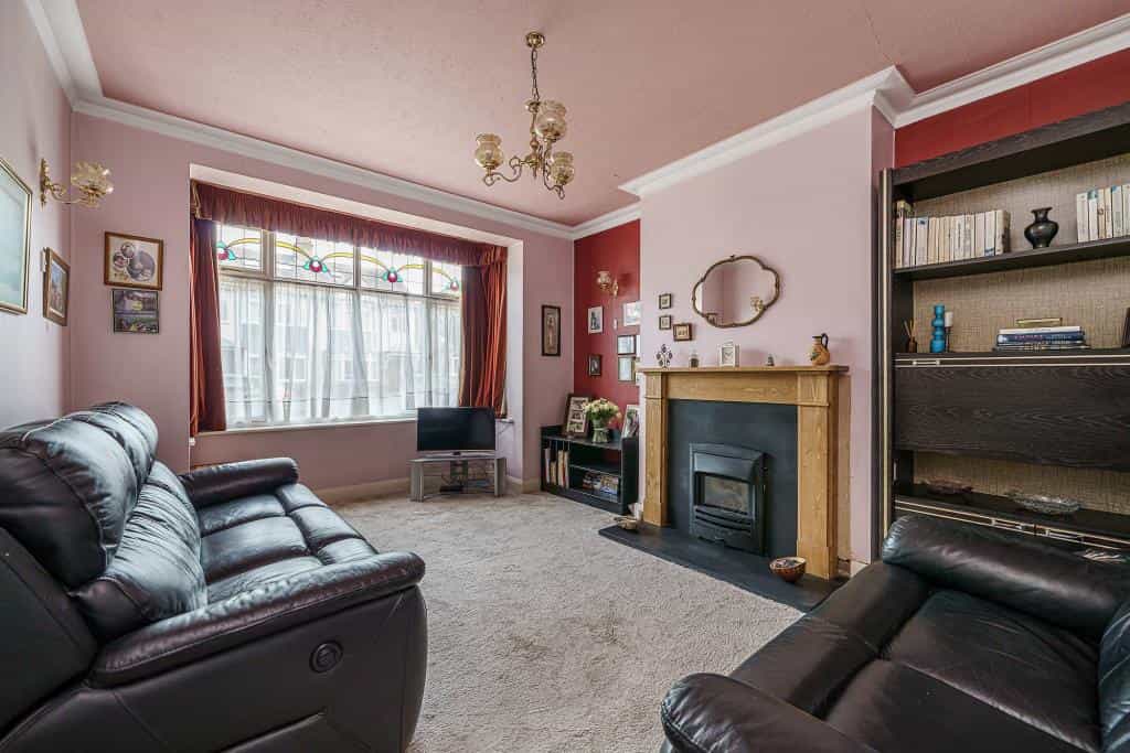 House in Elmers End, Bromley 10852284