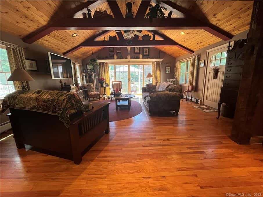 casa en puente de madera, Connecticut 10852556