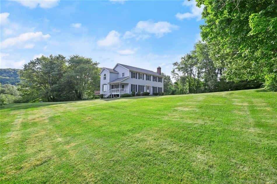 House in New Fairfield, Connecticut 10852599