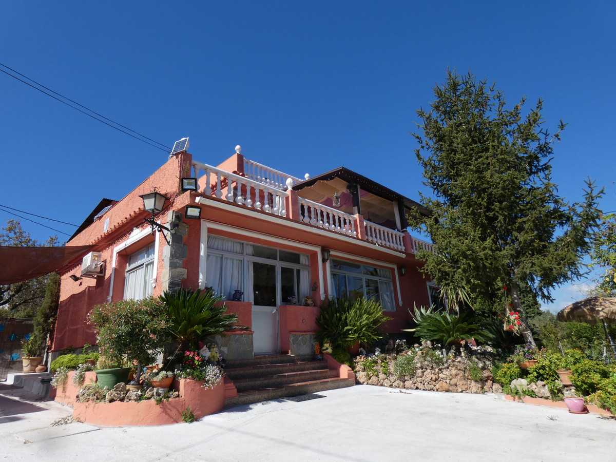 House in Alhaurin el Grande, Andalusia 10852705