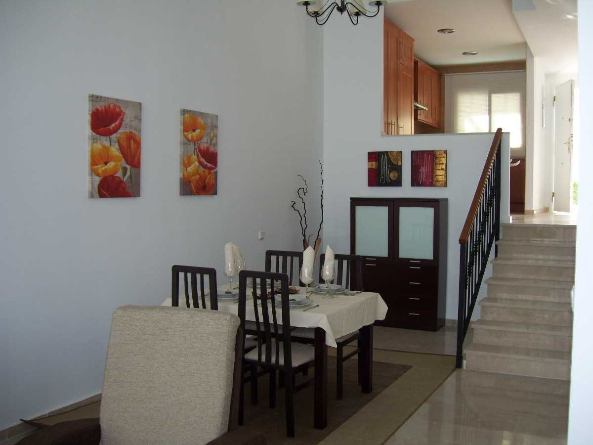 公寓 在 阿尔豪林·德拉·托雷, 安达卢西亚 10852733