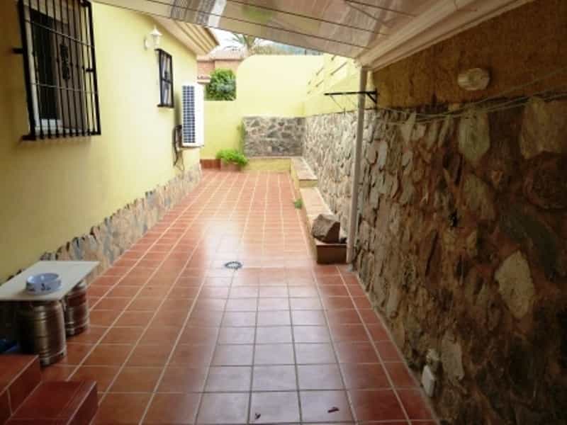 casa en Alhaurín de la Torre, Andalucía 10852744