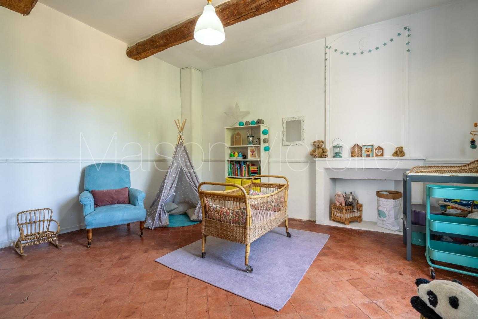 жилой дом в Mazan, Provence-Alpes-Côte d'Azur 10853093