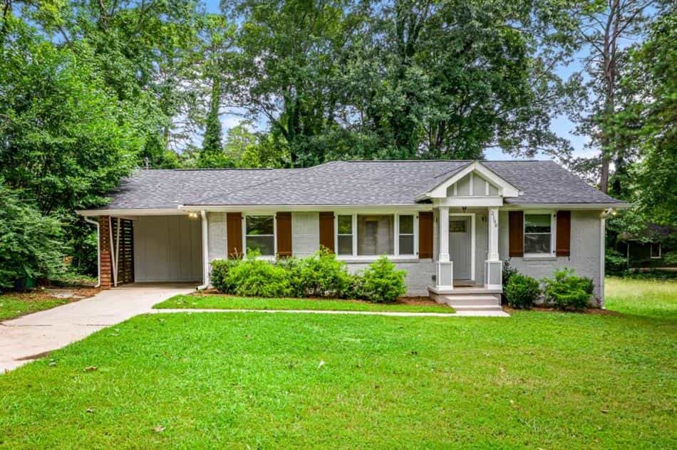 House in Candler-McAfee, Georgia 10853117