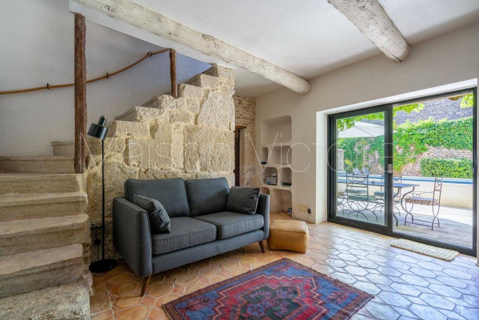 casa no Cabrières-d'Avignon, Provence-Alpes-Côte d'Azur 10853143