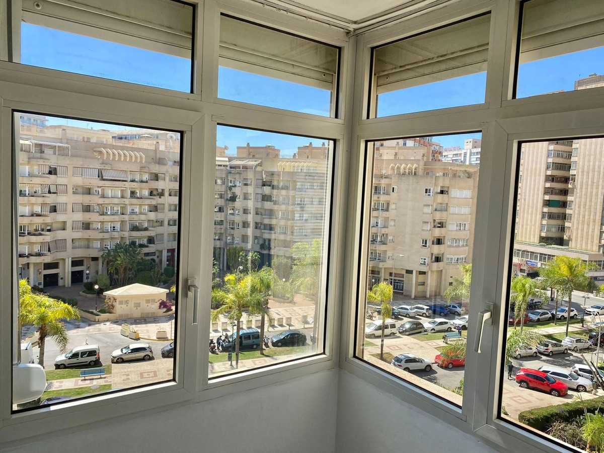 Condominium in , Andalusia 10853320