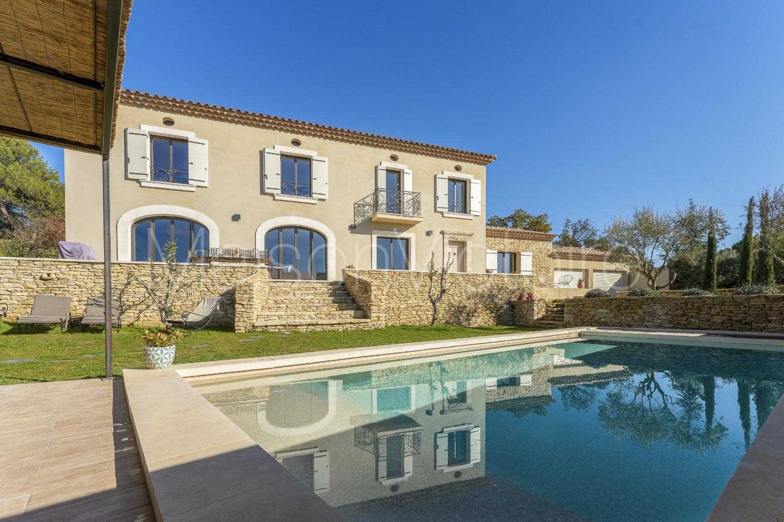 Casa nel Cabrières-d'Avignon, Provence-Alpes-Côte d'Azur 10853341