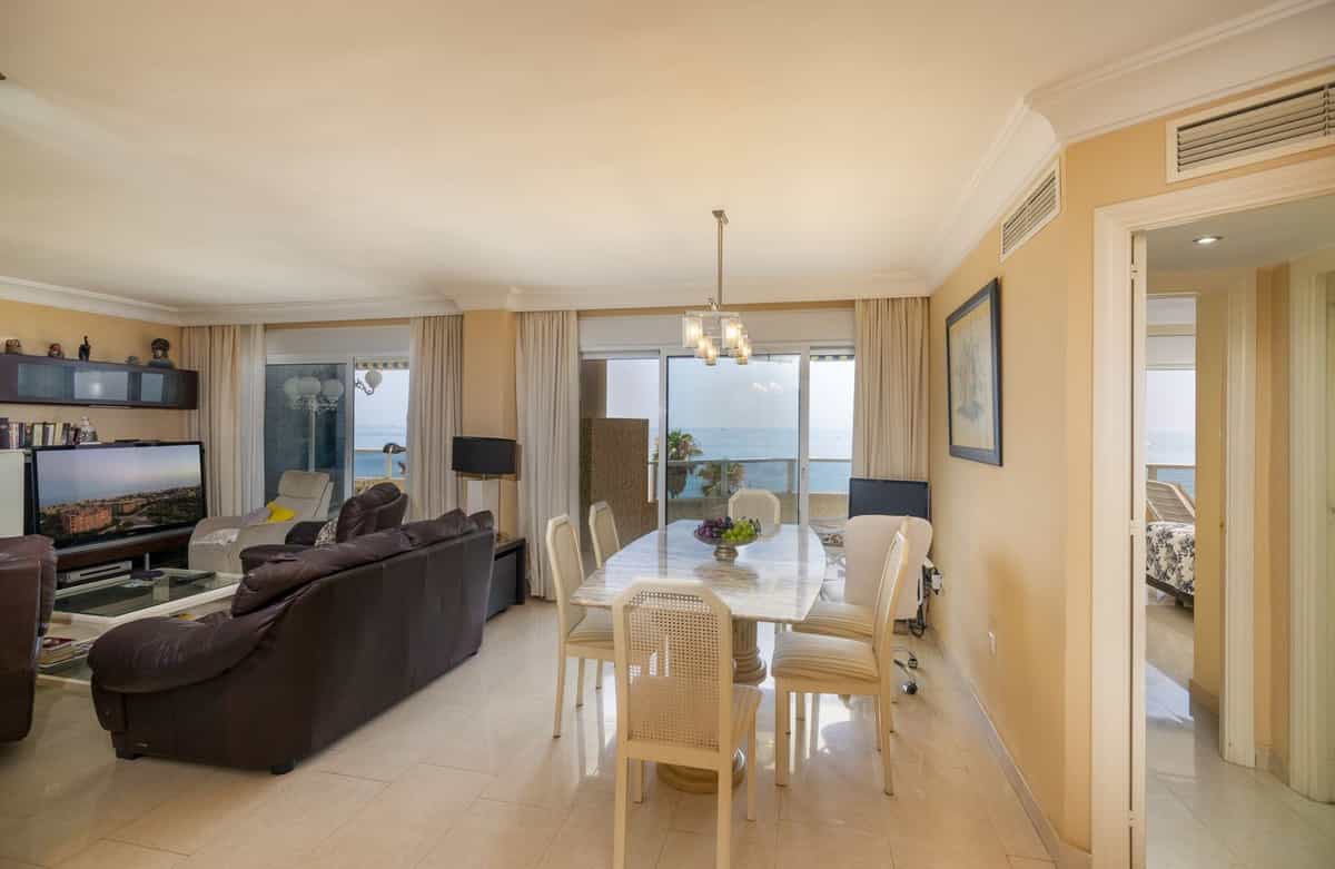 公寓 在 Torremolinos, Andalucía 10853367