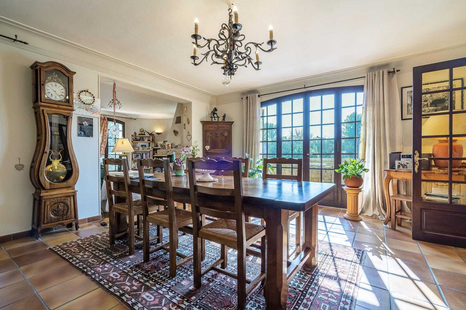 Huis in Mazan, Provence-Alpes-Côte d'Azur 10853390
