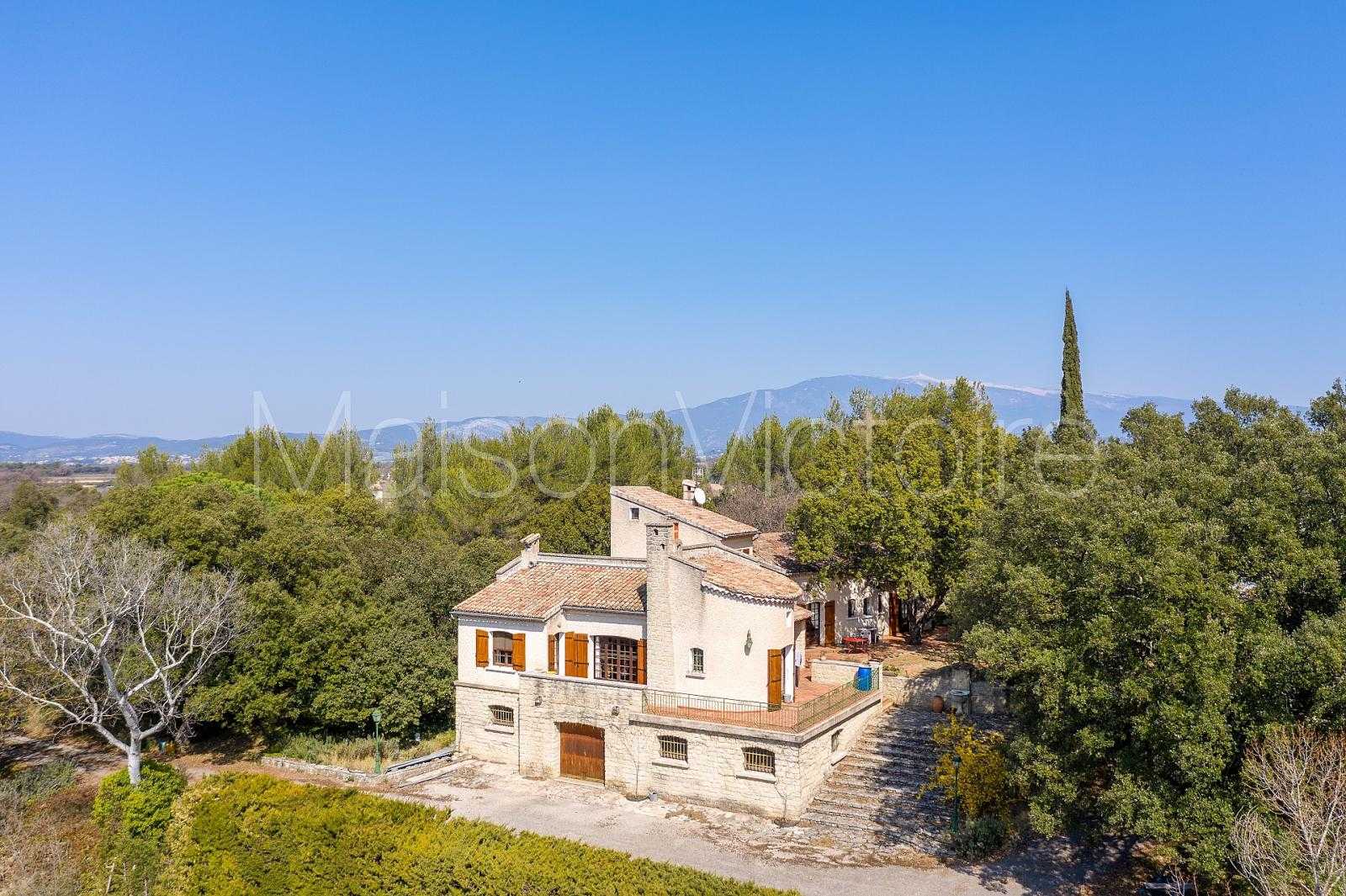 casa no Mazan, Provence-Alpes-Côte d'Azur 10853390