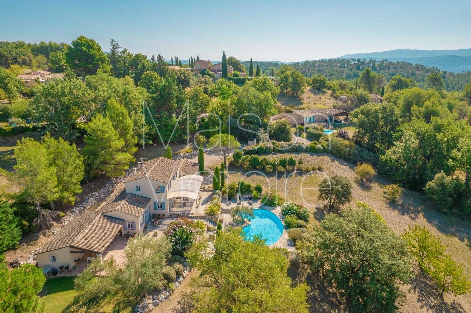 Huis in Roussillon, Provence-Alpes-Côte d'Azur 10853405