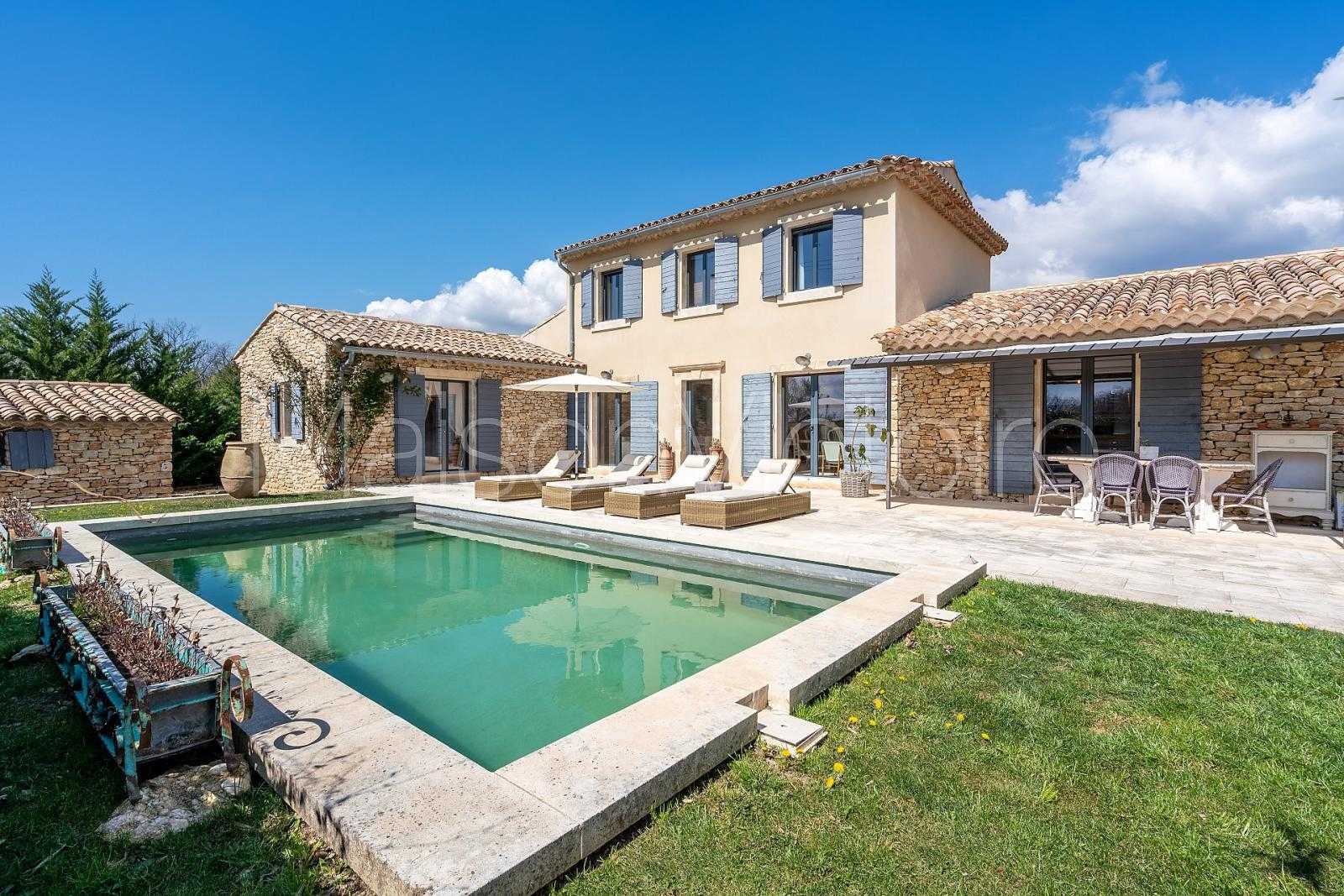 Rumah di Saint-Saturnin-lès-Apt, Provence-Alpes-Côte d'Azur 10853412