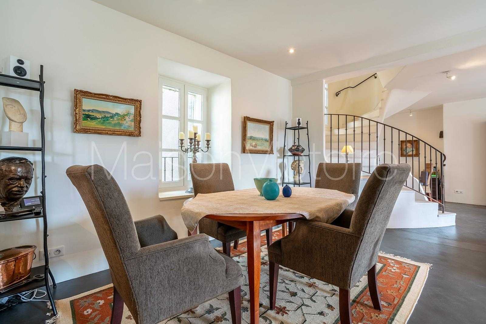 Huis in Saignon, Provence-Alpes-Cote d'Azur 10853426
