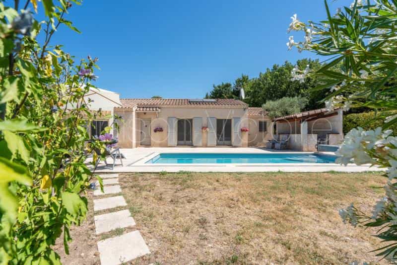 Будинок в Saumane-de-Vaucluse, Provence-Alpes-Cote d'Azur 10853449