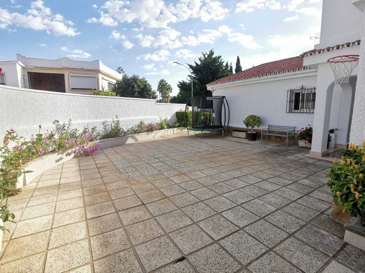 House in Arroyo de la Miel, Andalusia 10853890