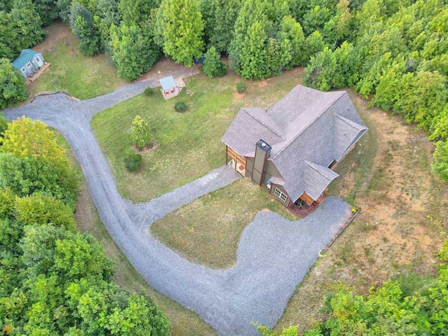 Huis in Clarkesville, Georgia 10854071