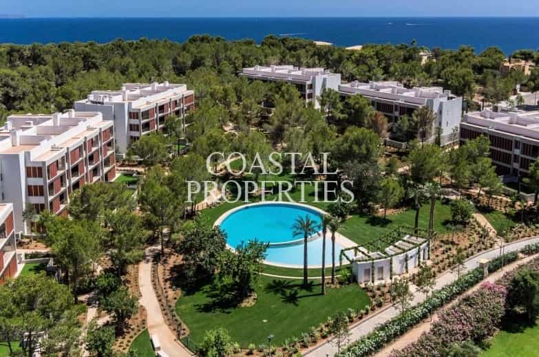 Condominium in La Bonanova, Balearic Islands 10854125